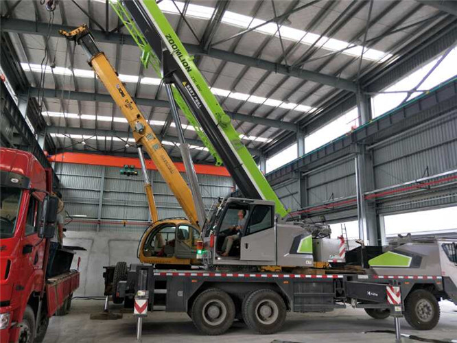 富民县高空车出租需要注意哪些安全事项？