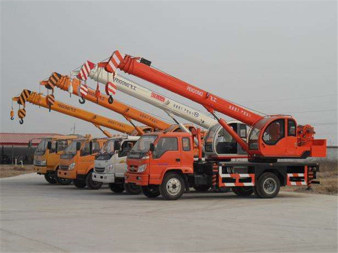 富民县设备出现故障导致停工，怎么处理？是否有备用设备替换？